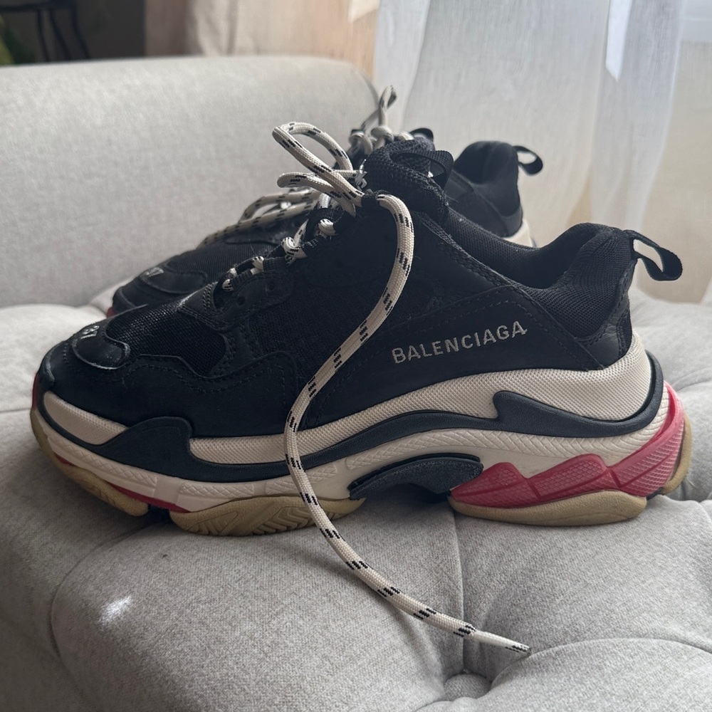 Balenciaga Triple S women’s sneakers 37 low-top - Picture 2 of 4